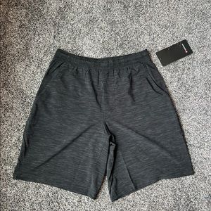 lulu mens pace breaker short